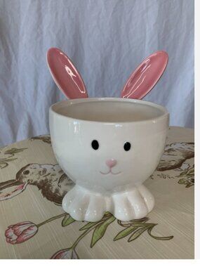 Easter Bunny Bowl with Ear (cheese Spreaders)